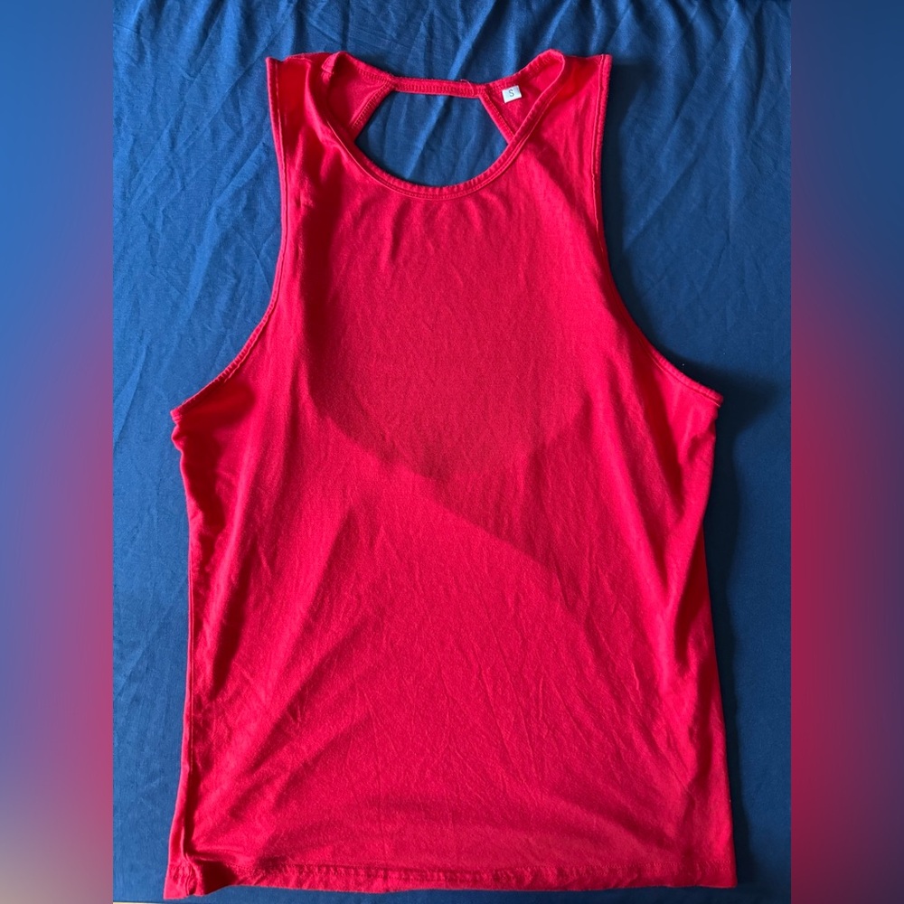 🌙 Red Sleeveless Athletic Tank Top
